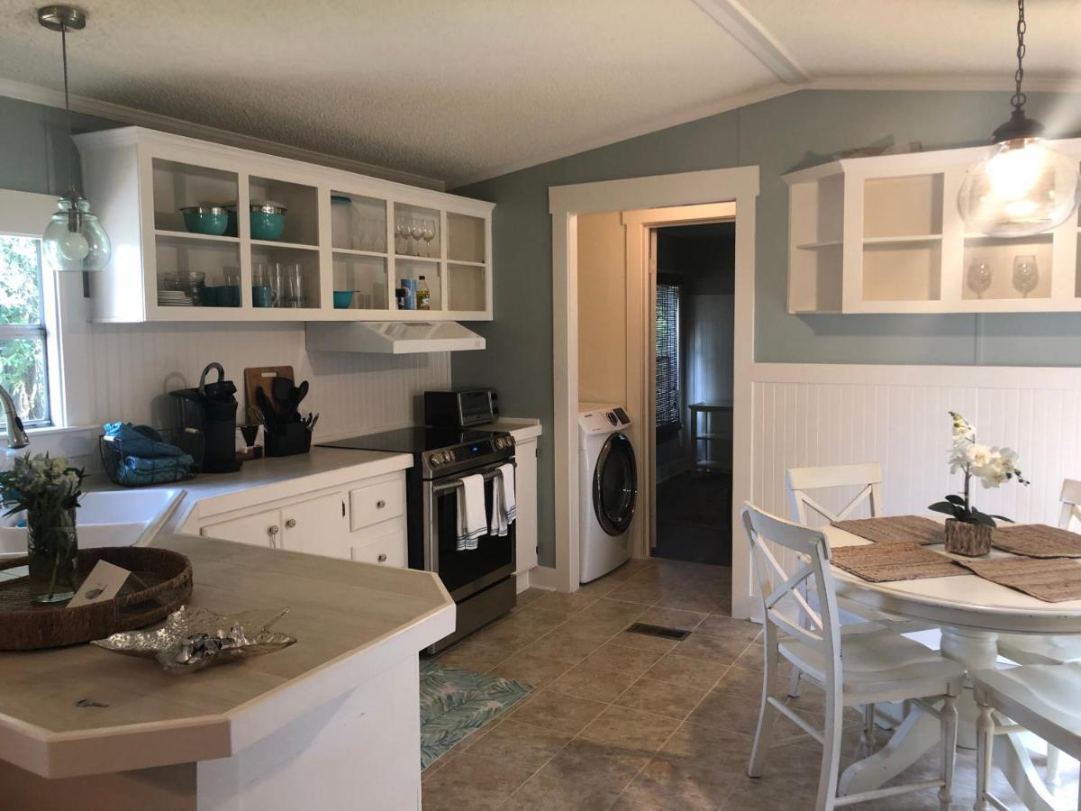 Holiday home Sc New Renovation, Close To Parris Island, Historic Downtown, Beautiful Beaches, Sleeps 7