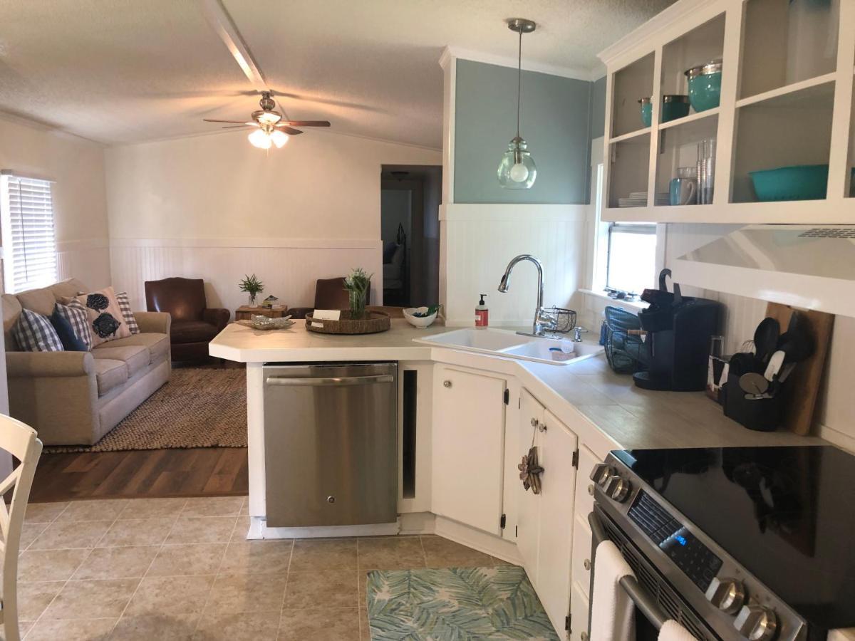 Holiday home Sc New Renovation, Close To Parris Island, Historic Downtown, Beautiful Beaches, Sleeps 7 *