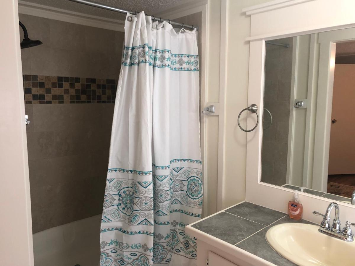 Holiday home Sc New Renovation, Close To Parris Island, Historic Downtown, Beautiful Beaches, Sleeps 7 *